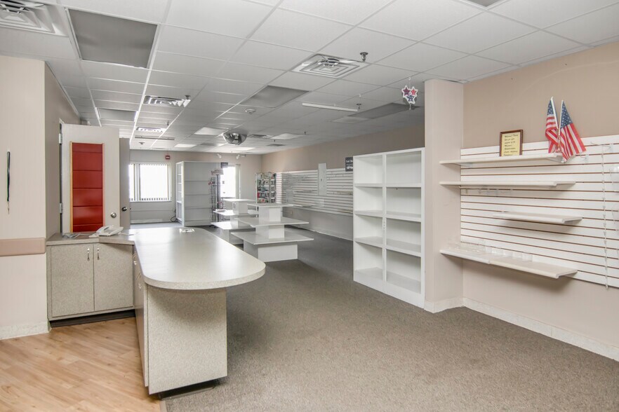 More Photos Of 600 N Main St, Mount Vernon Congregate Senior Housing For Sale