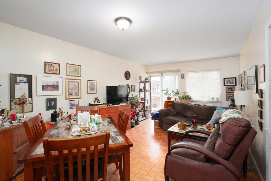 More Photos Of 3051 14th St, Astoria Apartments For Sale