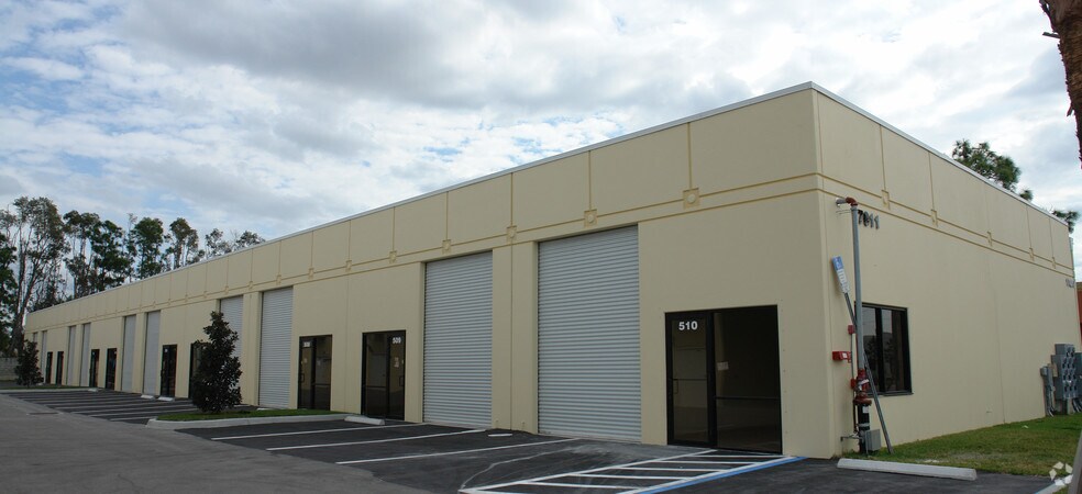 Primary Photo Of 17011 Alico Commerce Ct, Fort Myers Warehouse For Lease