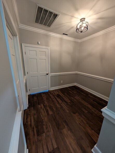 More Photos Of 6512 Six Forks Rd, Raleigh Coworking Space