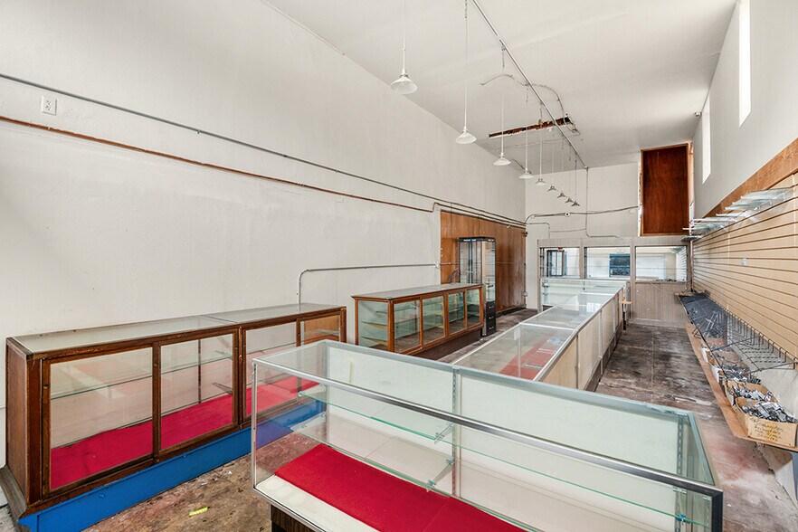 More Photos Of 2874-2882 Telegraph ave, Oakland Apartments For Sale