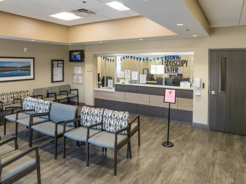 More Photos Of 2179 Court St, Redding Medical For Sale