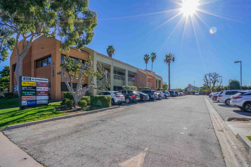 More Photos Of 4128 W Commonwealth Ave, Fullerton Office For Sale