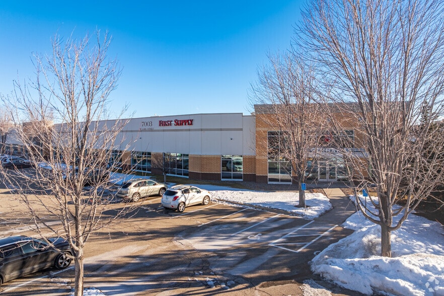 Primary Photo Of 7003 W Lake St, Saint Louis Park Showroom For Lease
