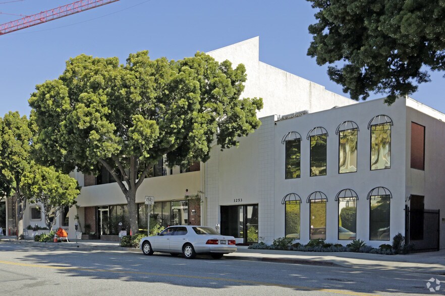 Primary Photo Of 1247 7th St, Santa Monica Medical For Lease