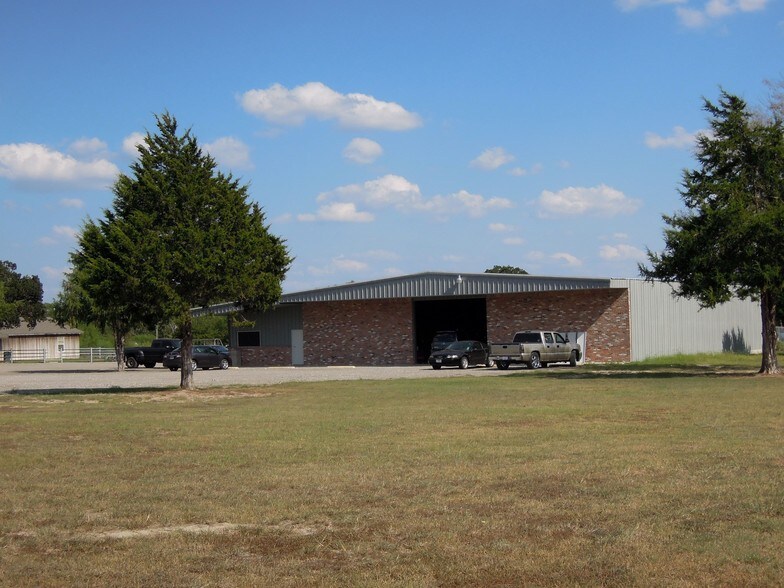 Primary Photo Of 5023 Leonard Rd, Bryan Warehouse For Lease
