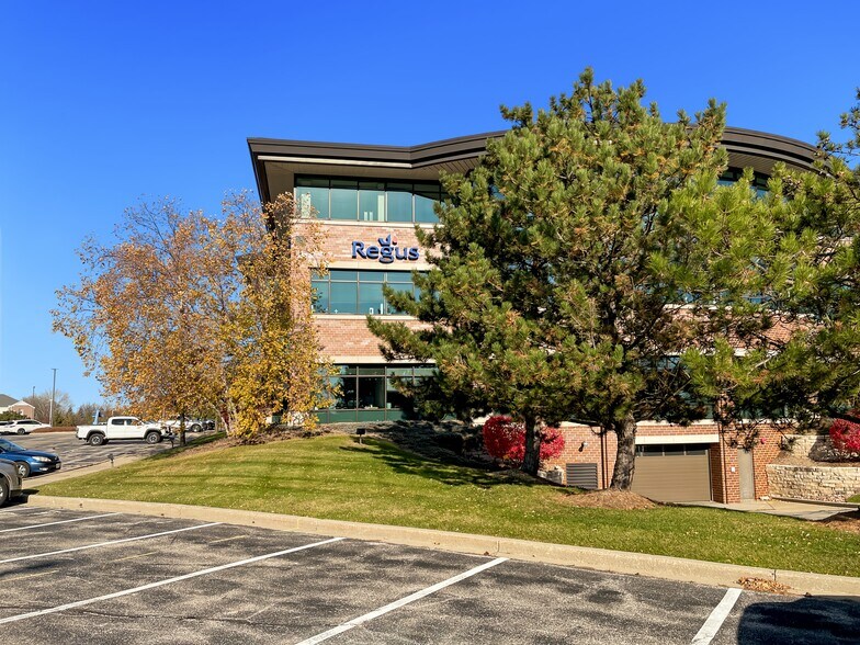 More Photos Of 11414 W Park Pl, Milwaukee Coworking Space