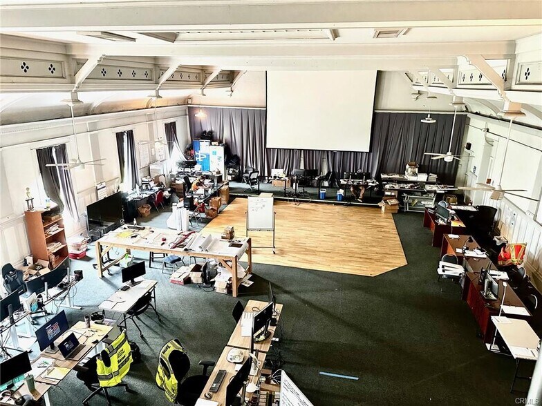 More Photos Of 131 W 1st St, Chico Storefront For Lease