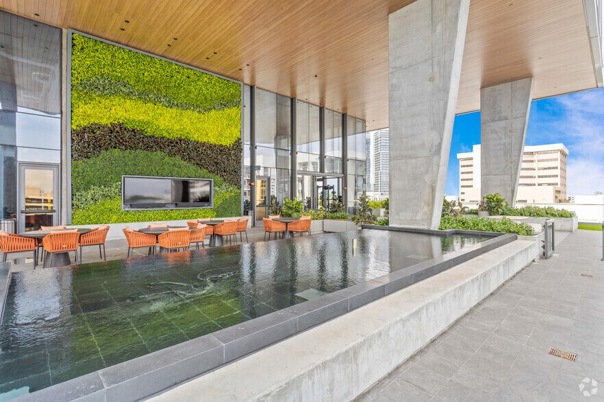 More Photos Of 300 Banyan Blvd, West Palm Beach Unknown For Sale