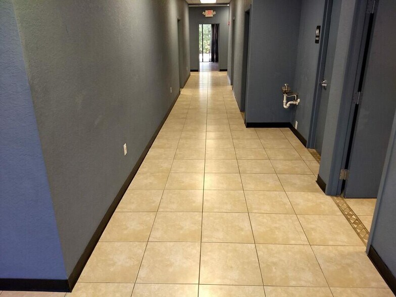 More Photos Of 7064 Sampey Rd, Groveland Light Manufacturing For Lease