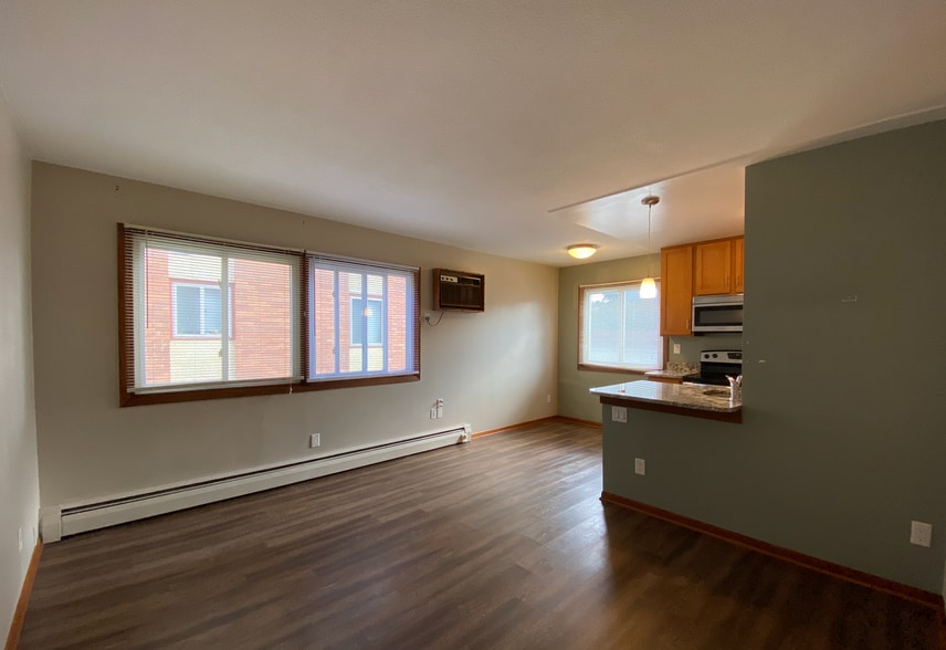 More Photos Of 2637 Pleasant Ave S, Minneapolis Apartments For Sale