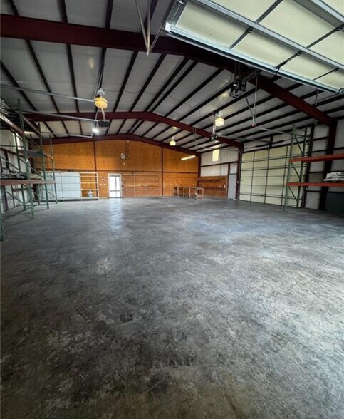 More Photos Of 21203 US Highway 412, Colcord Industrial For Lease