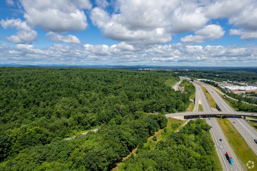 More Photos Of Nashua Technology Park, Nashua Office For Lease