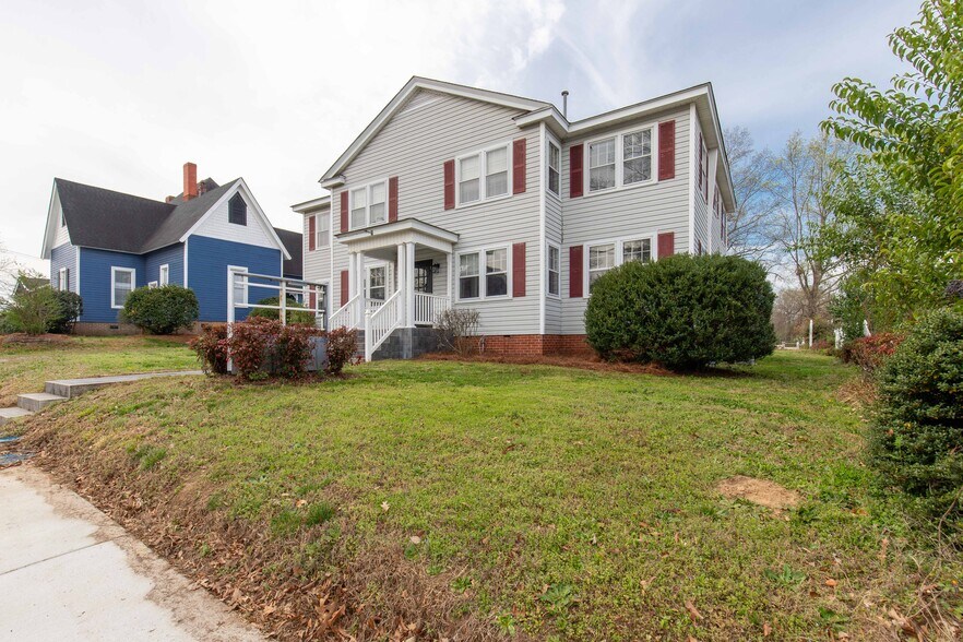 More Photos Of 302 N White St, Lancaster Office For Sale