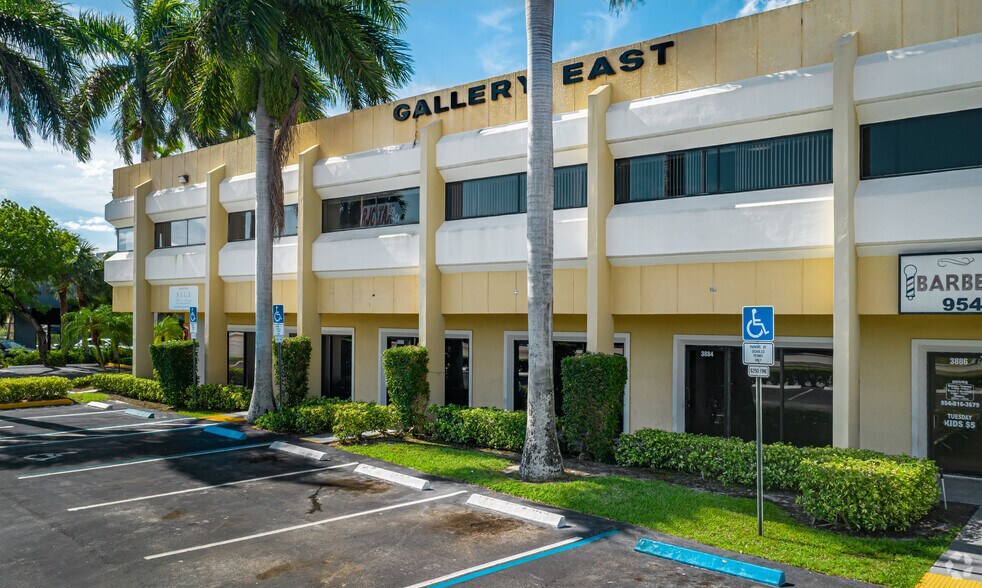 More Photos Of 3900 W Commercial Blvd, Fort Lauderdale Office For Lease