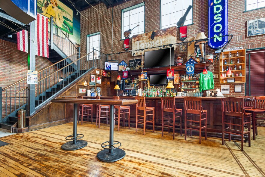 More Photos Of 20 Center St, Batavia Restaurant For Sale