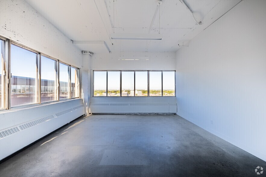 Photo of 9th Floor Ste 901