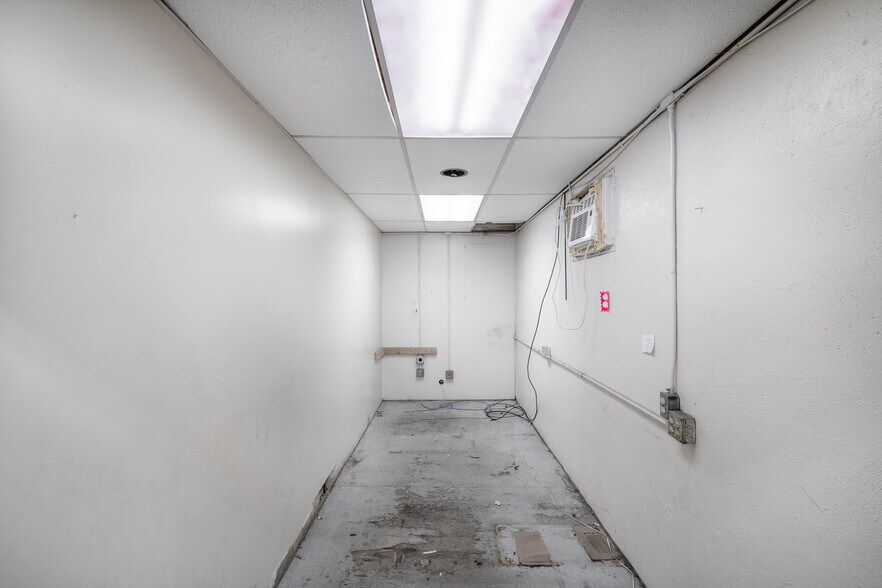 More Photos Of 420-424 W State St, Ithaca Freestanding For Lease