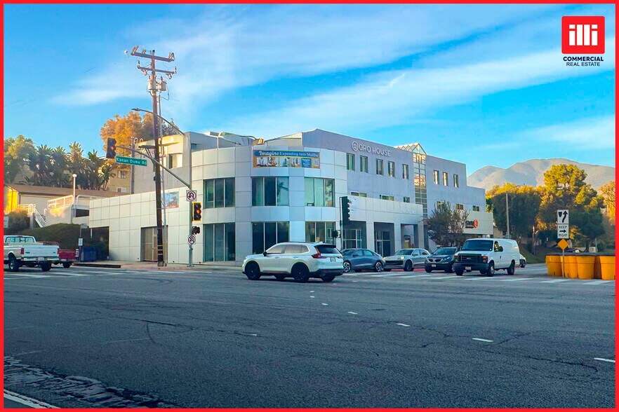 Primary Photo Of 28955 Pacific Coast Hwy, Malibu Storefront Retail Office For Sale