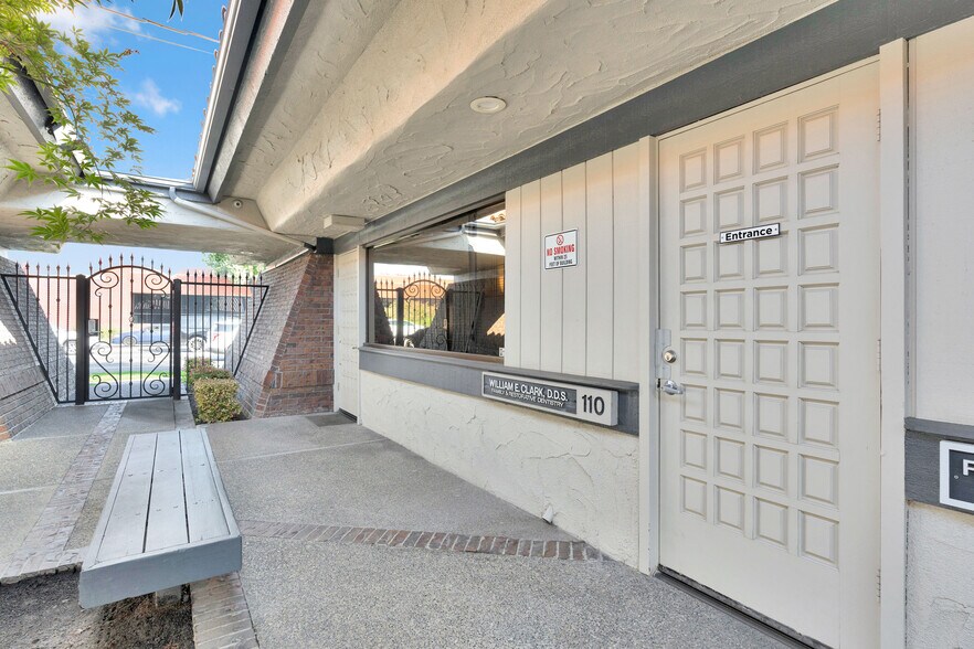 More Photos Of 5777 N Fresno St, Fresno Medical For Sale