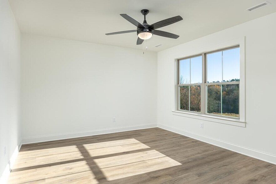 More Photos Of 353-505 Hungry Hollow Rd SE, Cleveland Multifamily For Sale
