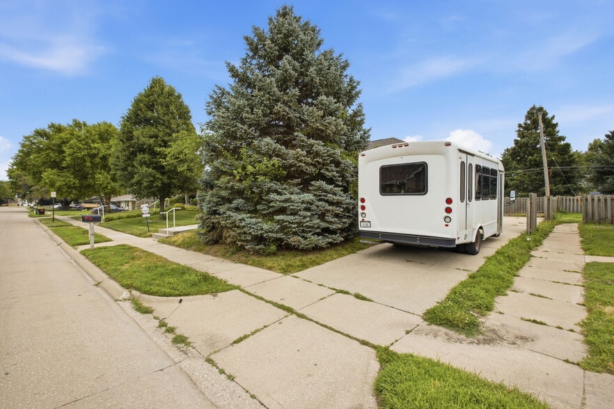 More Photos Of 437 Jefferson Rd, Fremont Shelter For Sale