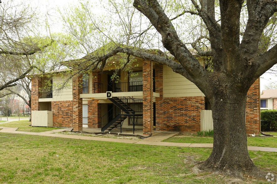 More Photos Of 1705 Crossing Pl, Austin Apartments For Sale
