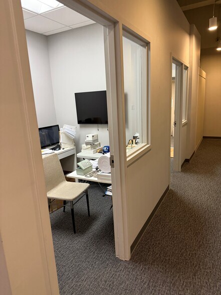 More Photos Of 401 E Ontario St, Chicago Apartments For Lease