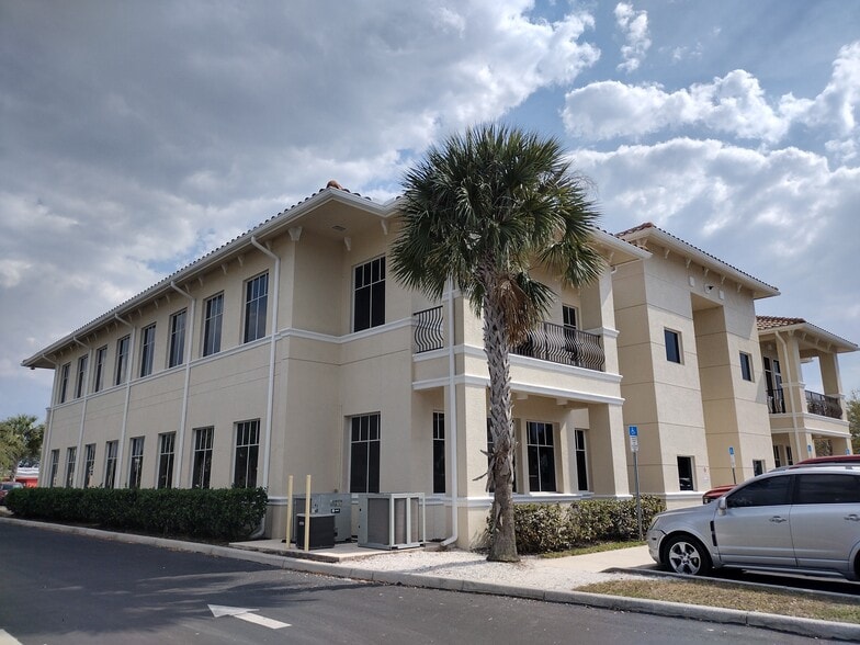 More Photos Of 260 Beth Stacey Blvd, Lehigh Acres Medical For Sale
