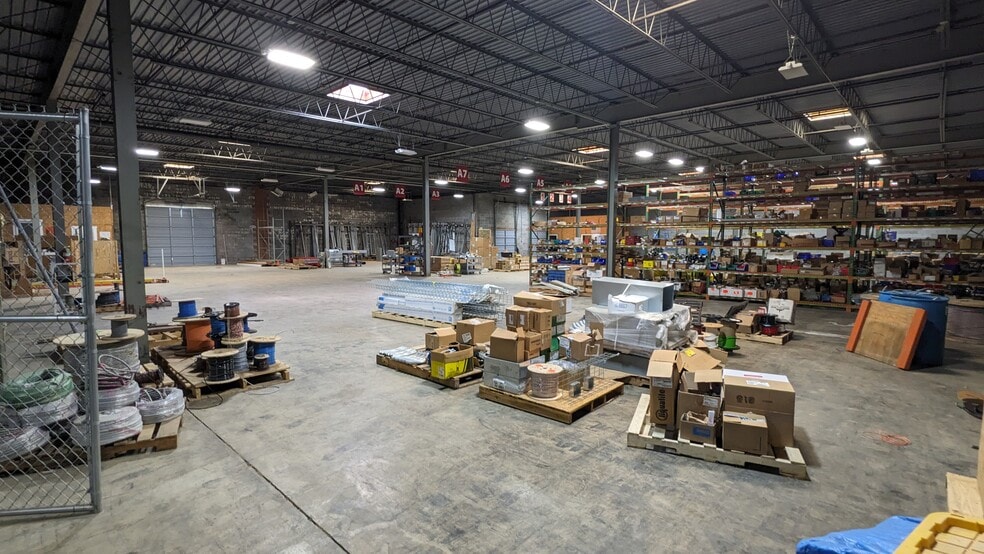 More Photos Of 2105 Maple Ave, Burlington Warehouse For Lease