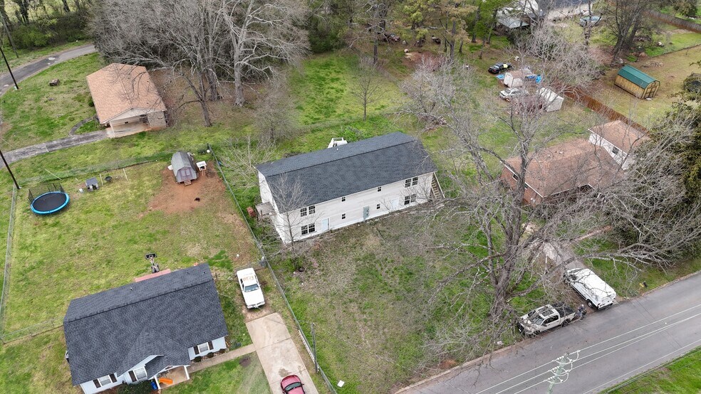 More Photos Of 57 Mill St, Cave Spring Multifamily For Sale