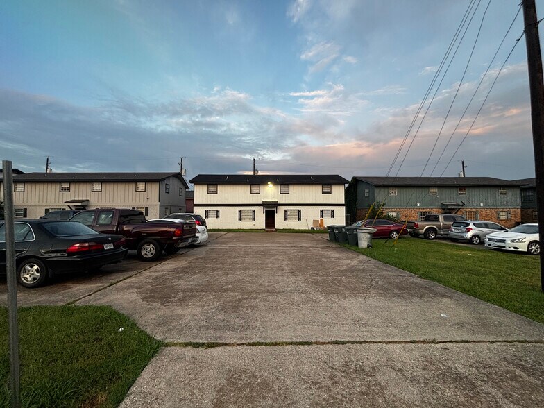 More Photos Of , Bryan Multifamily For Sale