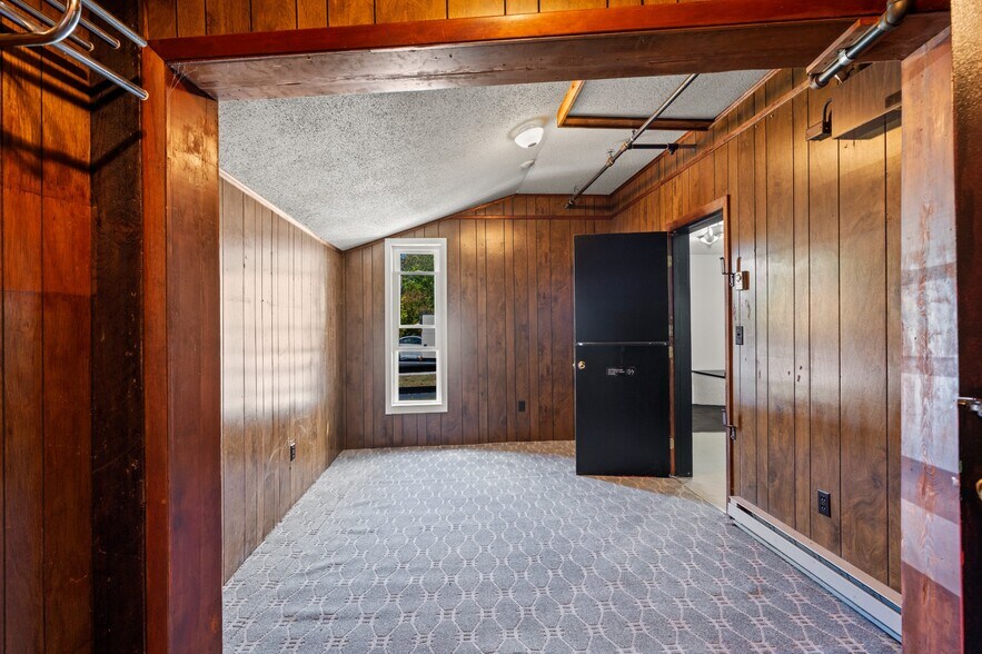 More Photos Of 50 Pleasant St, Norton Storefront Retail Office For Lease