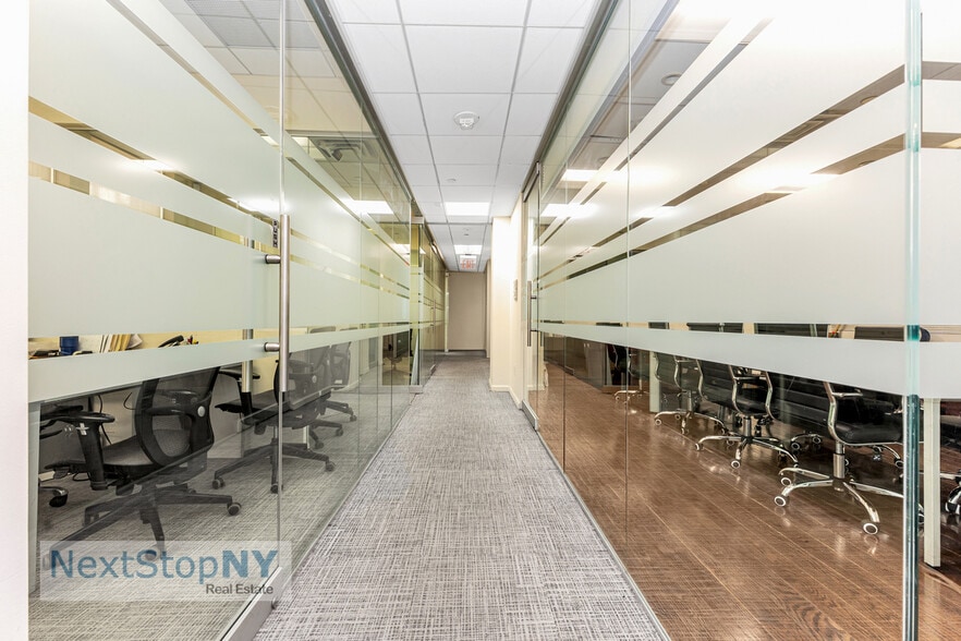 More Photos Of 70 W 36th St, New York Office For Sale