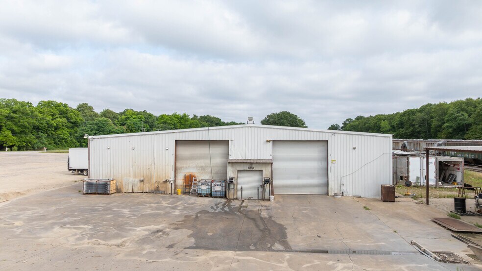 More Photos Of 565 Thomas St, Camilla Industrial For Sale
