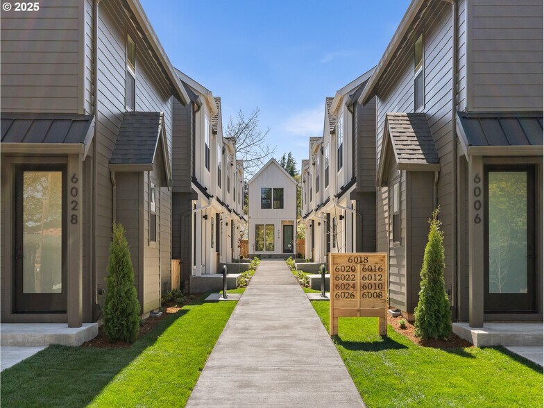 More Photos Of 6014 Mason St, Portland Multifamily For Sale