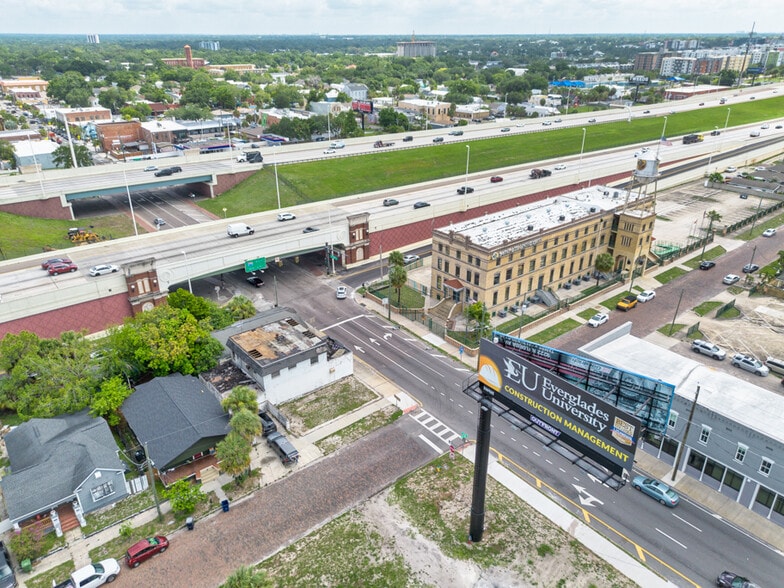More Photos Of 1406 N Howard Ave, Tampa Office For Sale