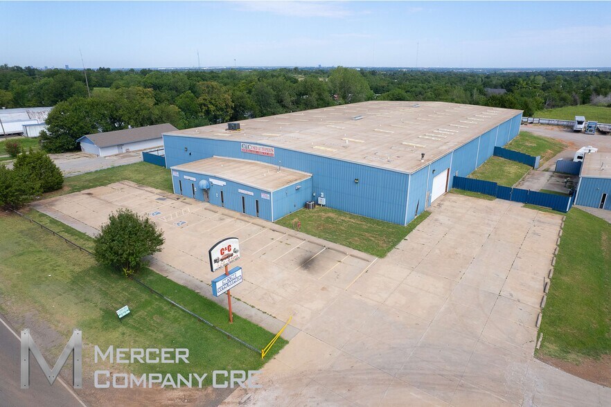 More Photos Of 3031 NE 23rd St, Oklahoma City Warehouse For Sale