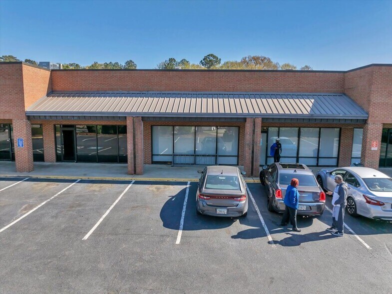 More Photos Of 610-630 North Ave, Macon-Bibb Freestanding For Sale