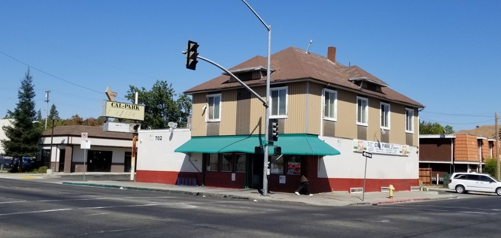 Primary Photo Of 702 N California St, Stockton Storefront Retail Residential For Sale