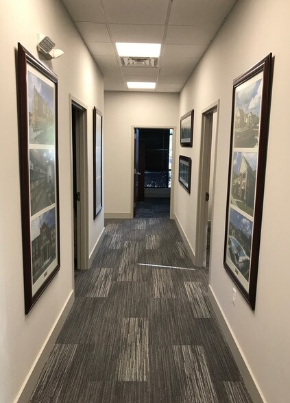 More Photos Of 25 Chatham Ctr S, Savannah Office Residential For Lease