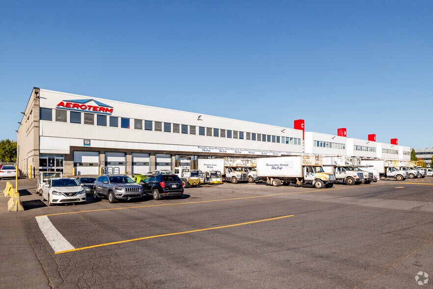 More Photos Of 750 Boul Stuart-Graham S, Dorval Warehouse For Lease