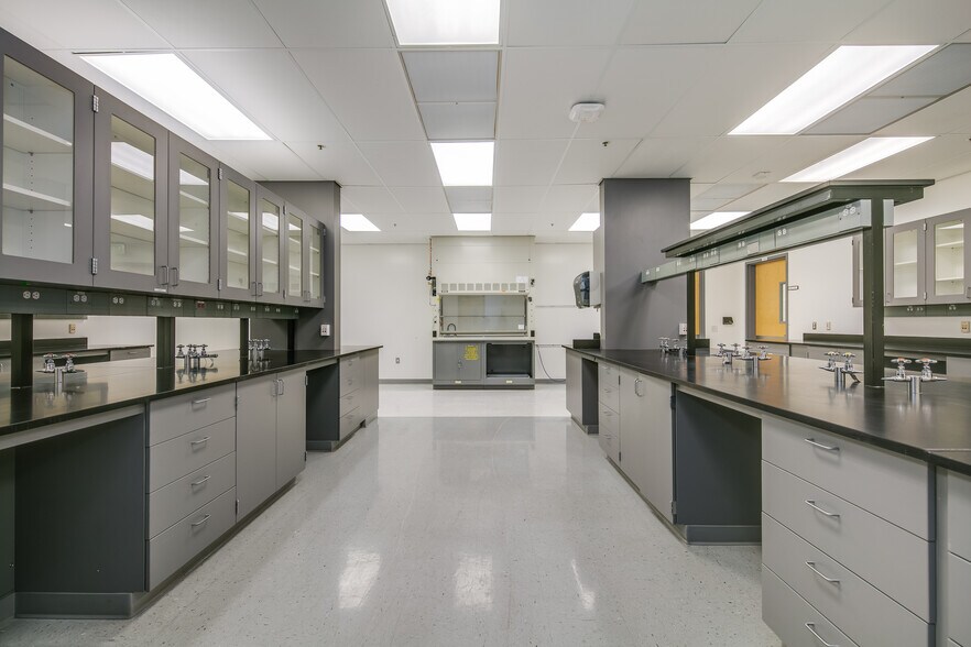 More Photos Of 319 N Bernardo Ave, Mountain View Research And Development For Lease