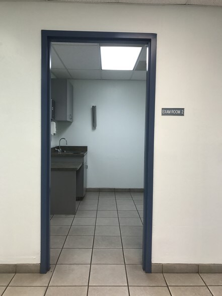 More Photos Of 1310 W St Marys Rd, Tucson Medical For Lease