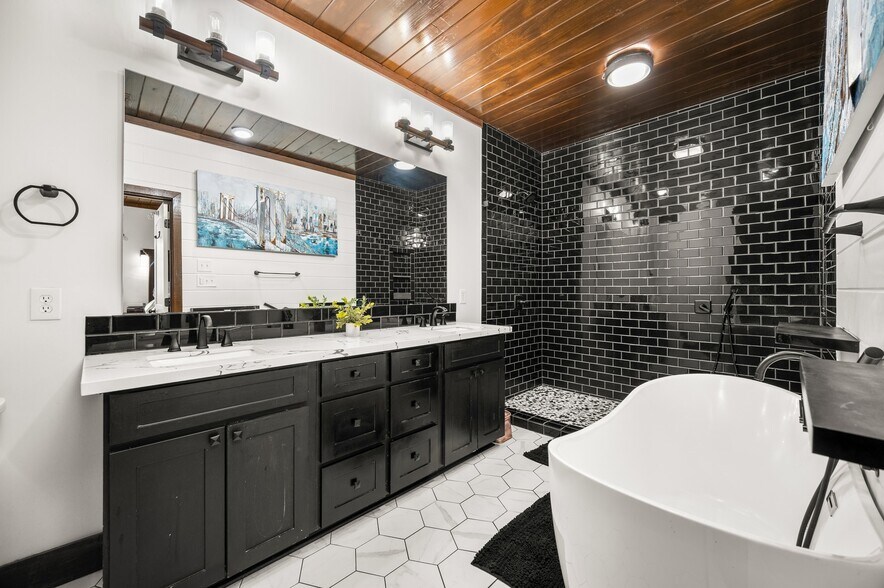 More Photos Of 54 Indian Creek Rd, Woodworth General Retail For Sale
