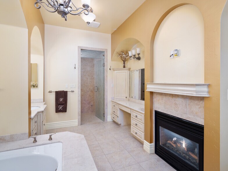 More Photos Of 16073 Highway 65, Bakersfield Winery Vineyard For Sale