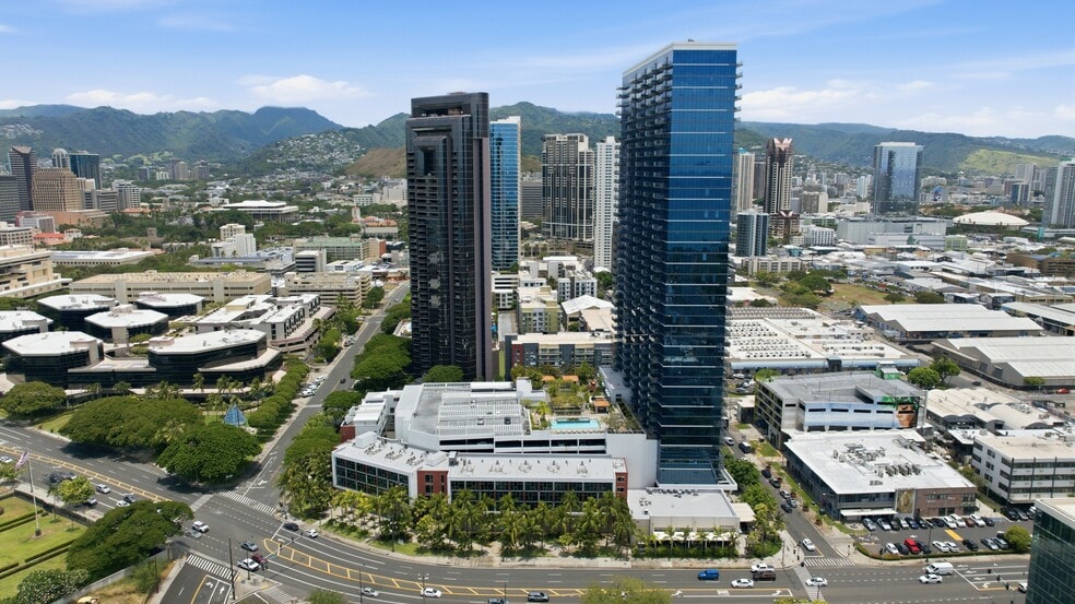 More Photos Of , Honolulu Multifamily For Sale