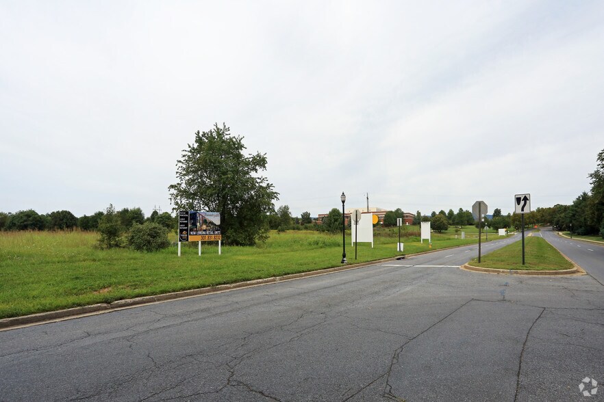 More Photos Of Mill Pond Rd @ Monocacy Boulevard, Frederick Land For Lease