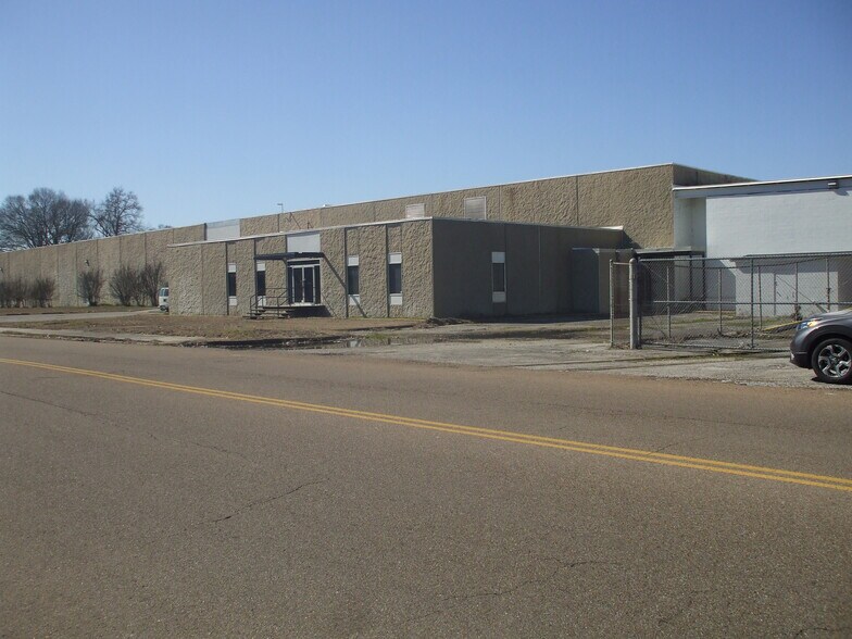 Primary Photo Of 105 S Missouri St, Jackson Warehouse For Lease