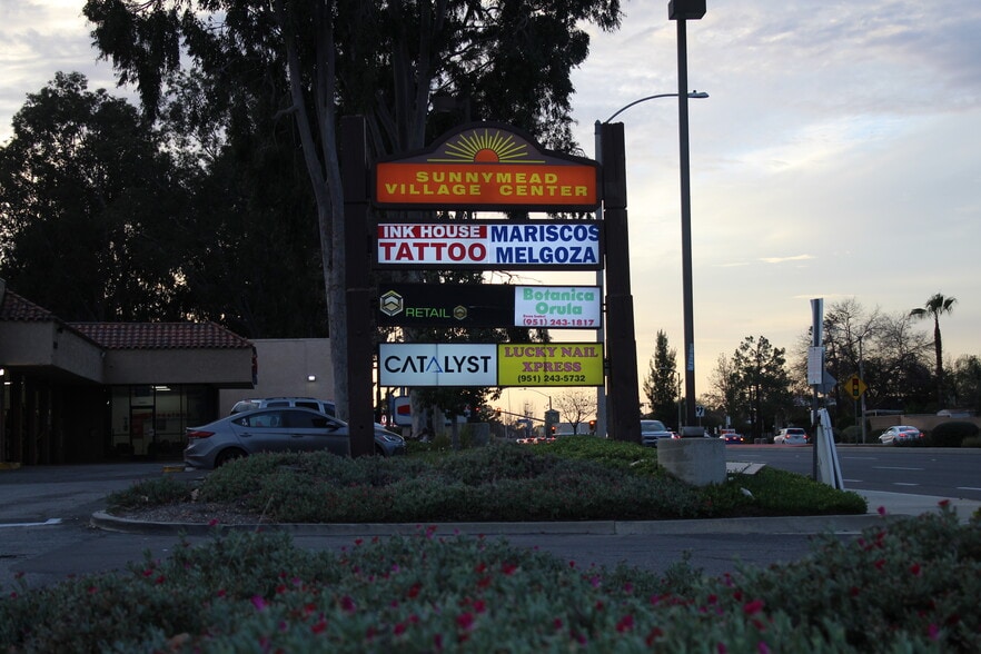 More Photos Of 24595 Alessandro Blvd, Moreno Valley Supermarket For Lease